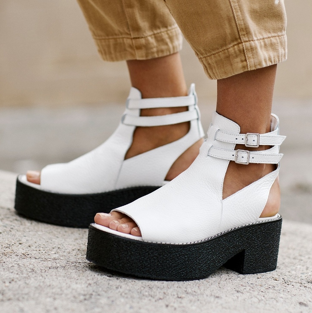 Free People Platform White Sandal, size 10/40